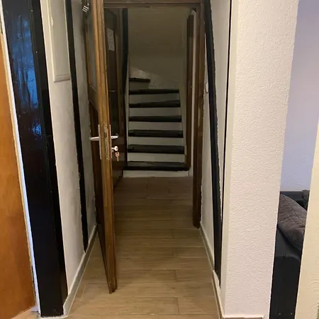 Apartment Seven's